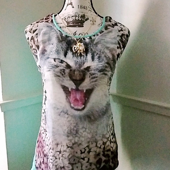 Kitty kat Top - Picture 1 of 5